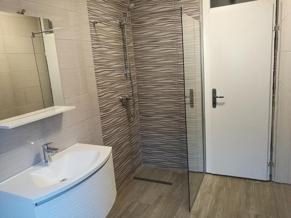 Apartman 2 Punta Pakostane Ngoại thất bức ảnh